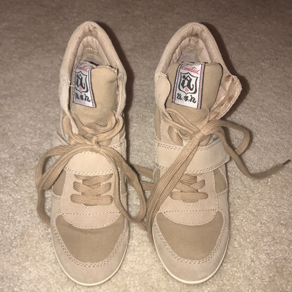 Limited Ash Wedge Sneakers